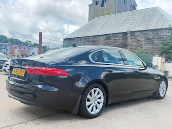 Used Jaguar XF 2015 for sale - 78809488: Photo