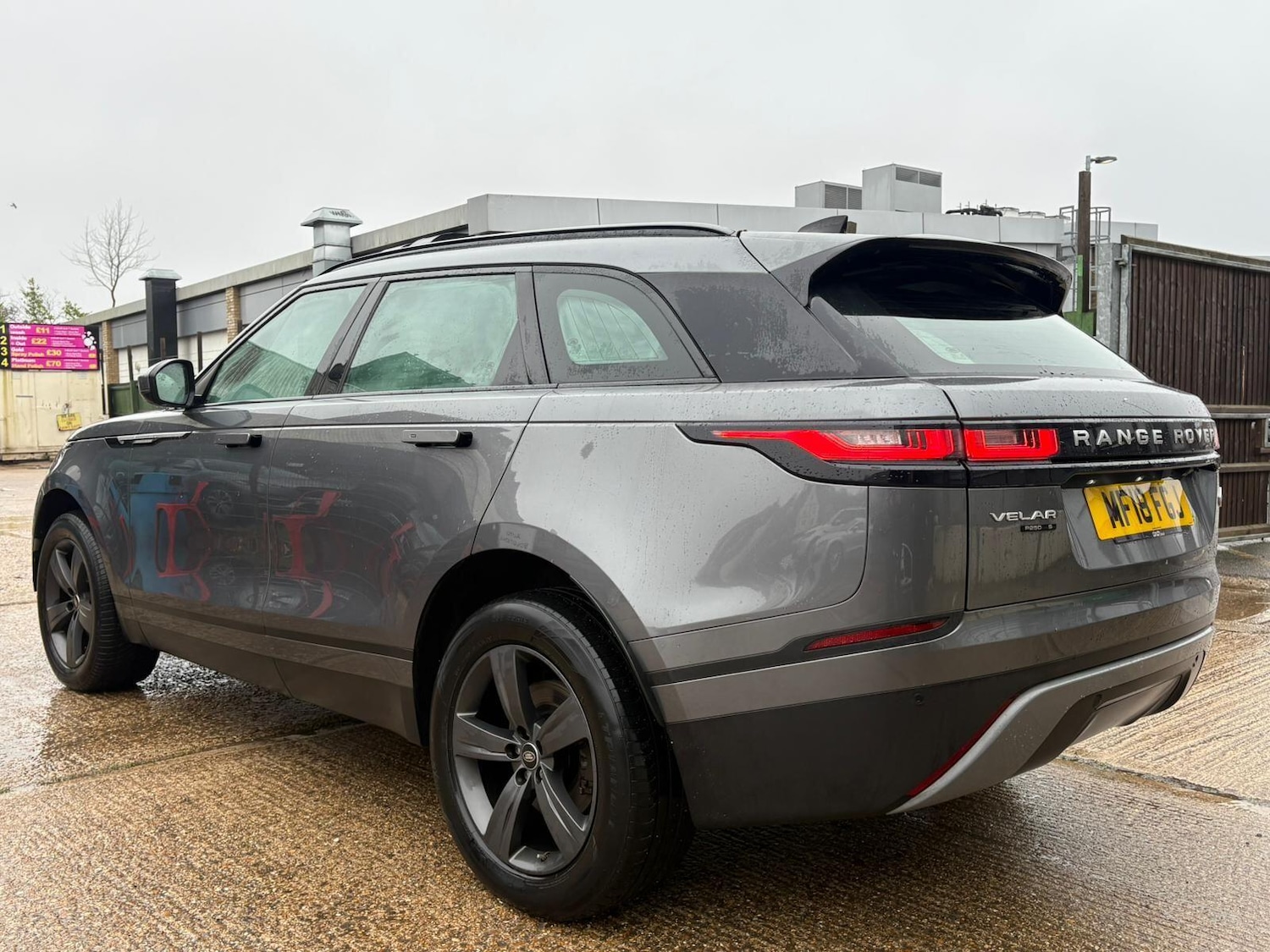 Used Land Rover Range Rover Velar 2018 for sale - 77468390: Photo 11