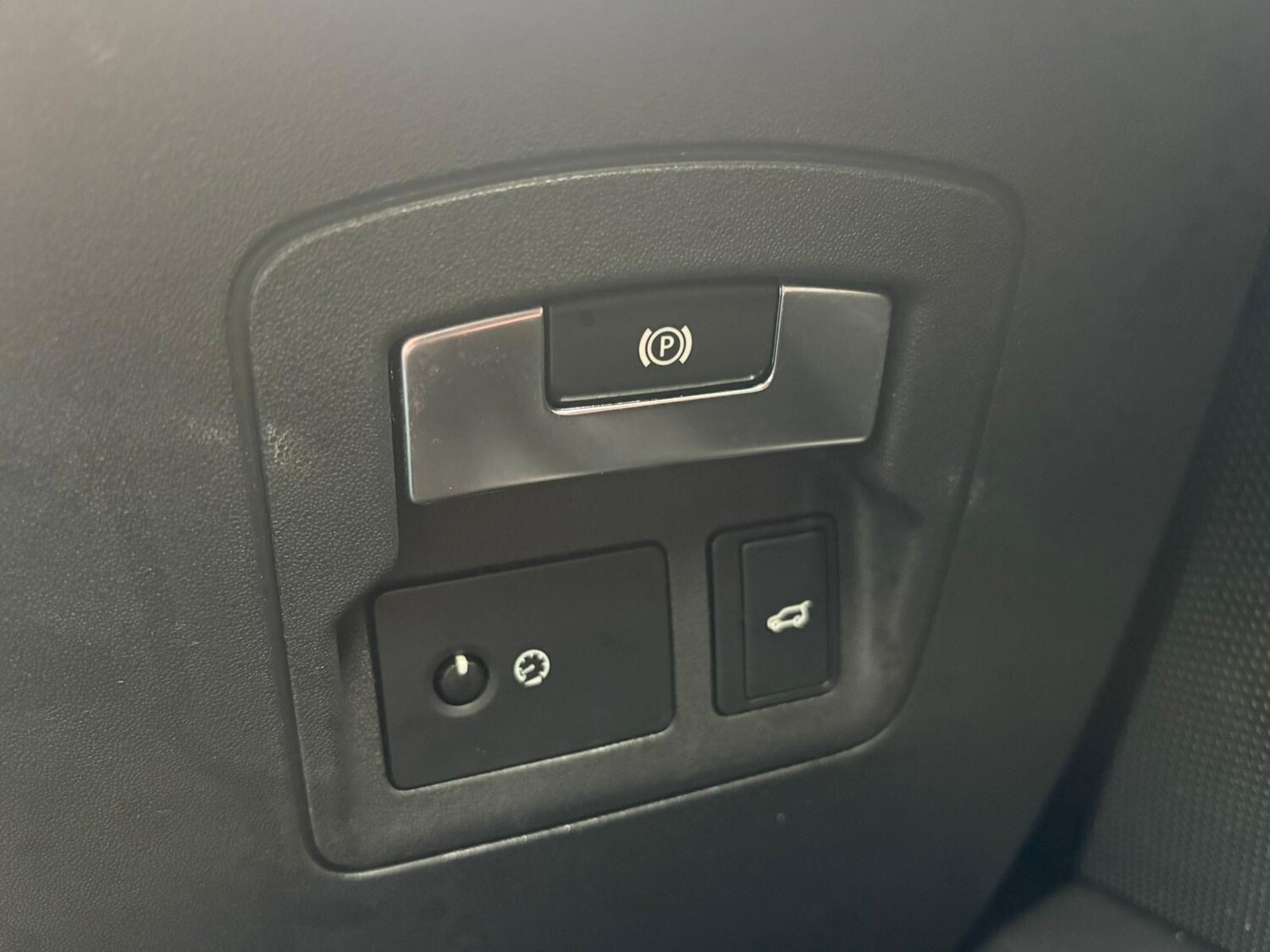 Used Land Rover Range Rover Velar 2018 for sale - 77468390: Photo 24