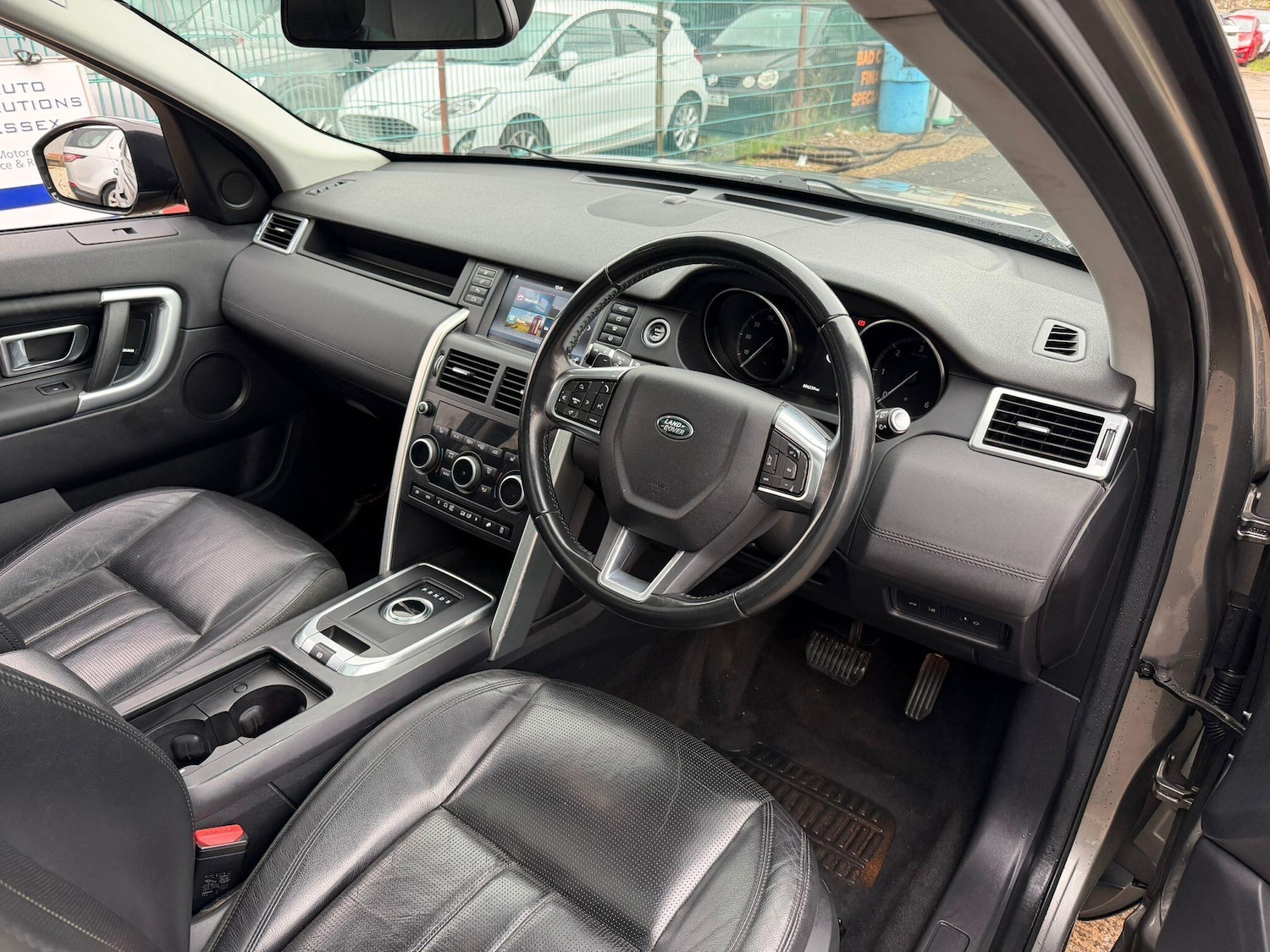 Used Land Rover Discovery Sport 2017 for sale - 76964826: Photo 18