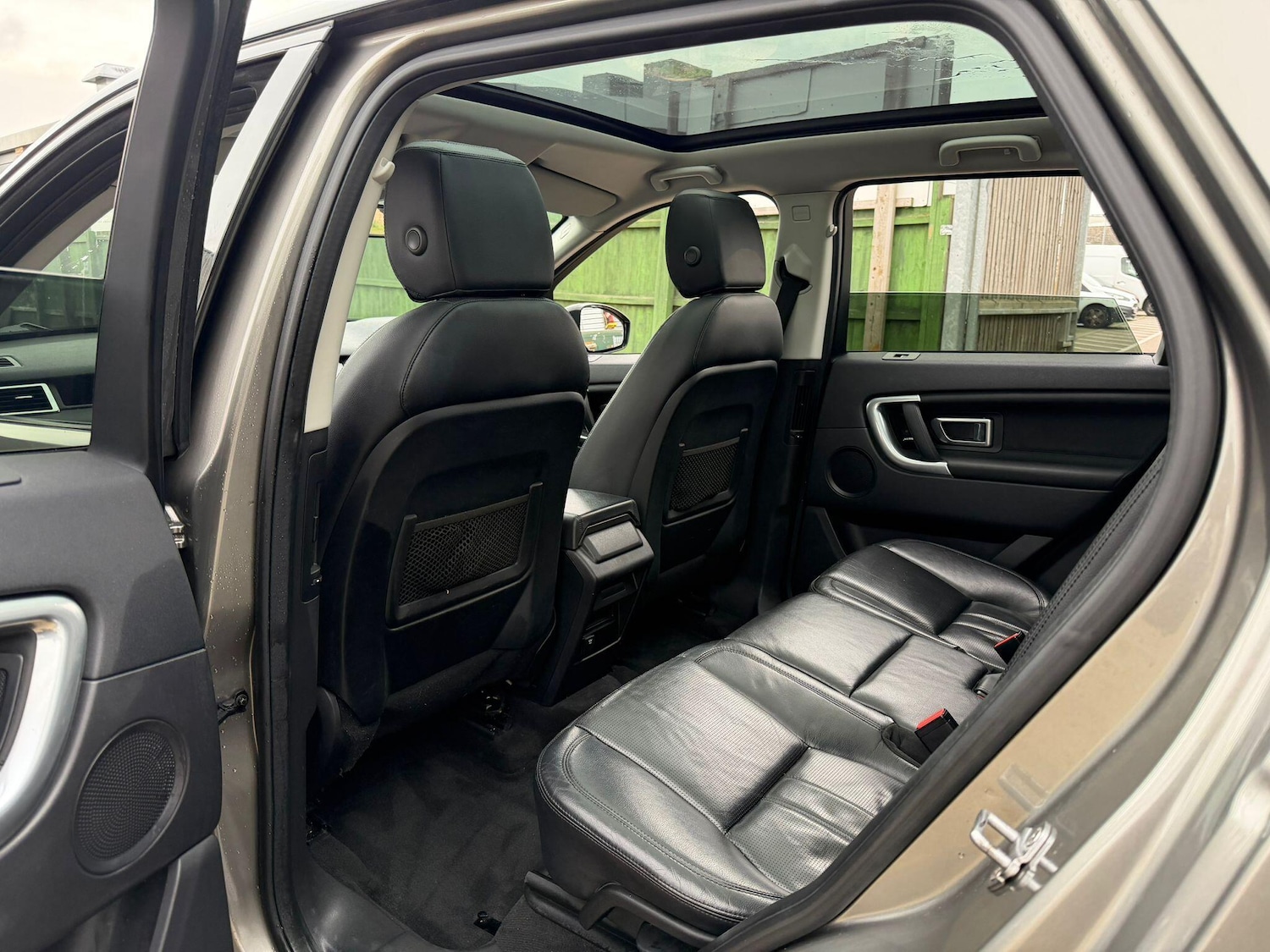 Used Land Rover Discovery Sport 2017 for sale - 76964826: Photo 20