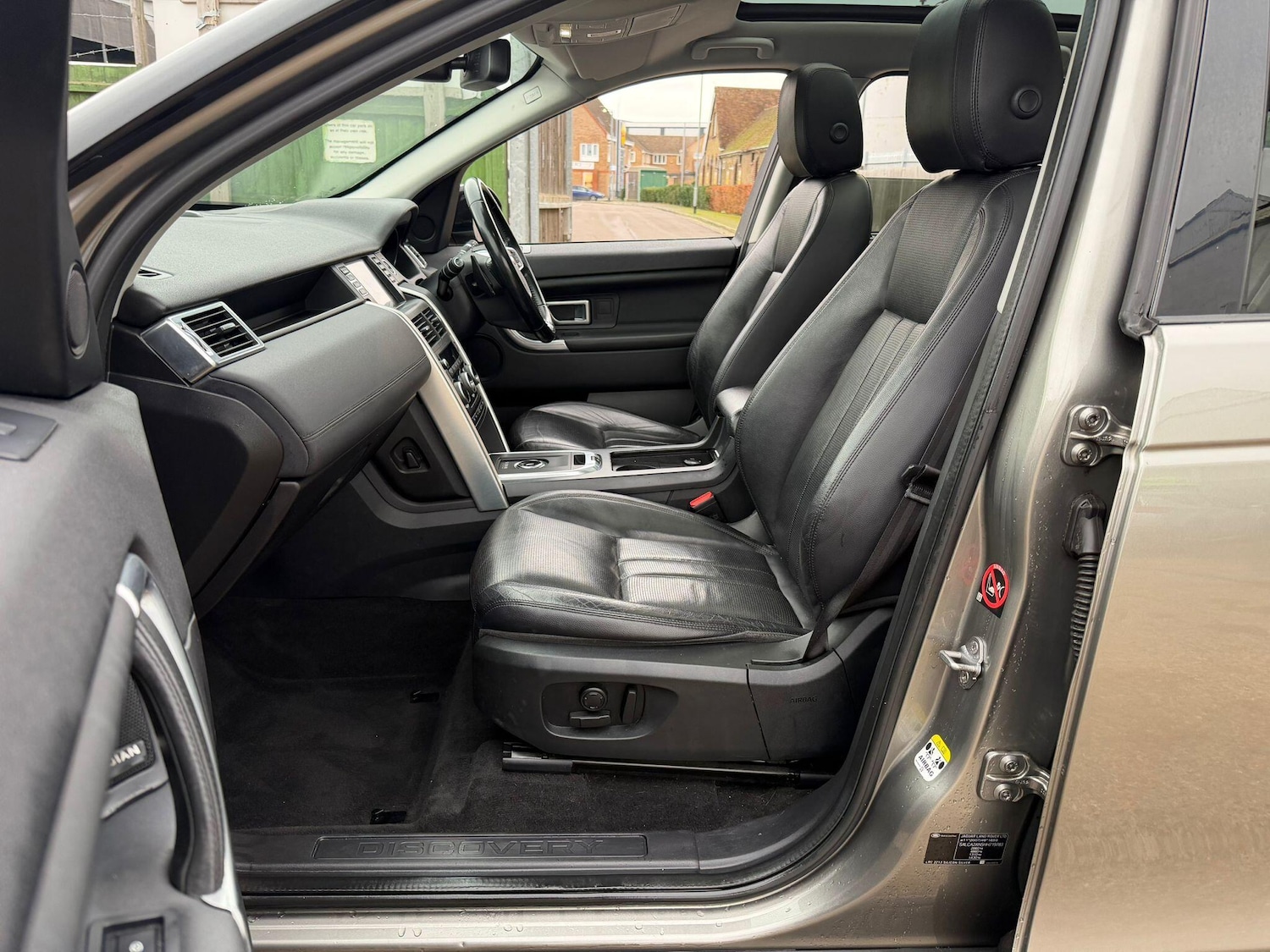 Used Land Rover Discovery Sport 2017 for sale - 76964826: Photo 21