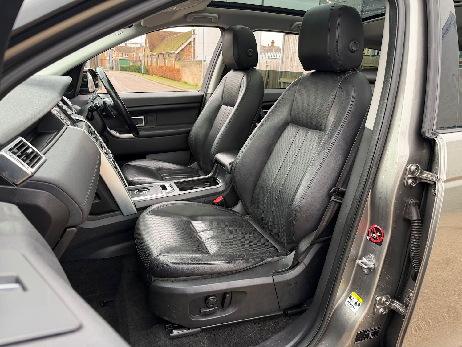 Used Land Rover Discovery Sport 2017 for sale - 76964826: Photo 22