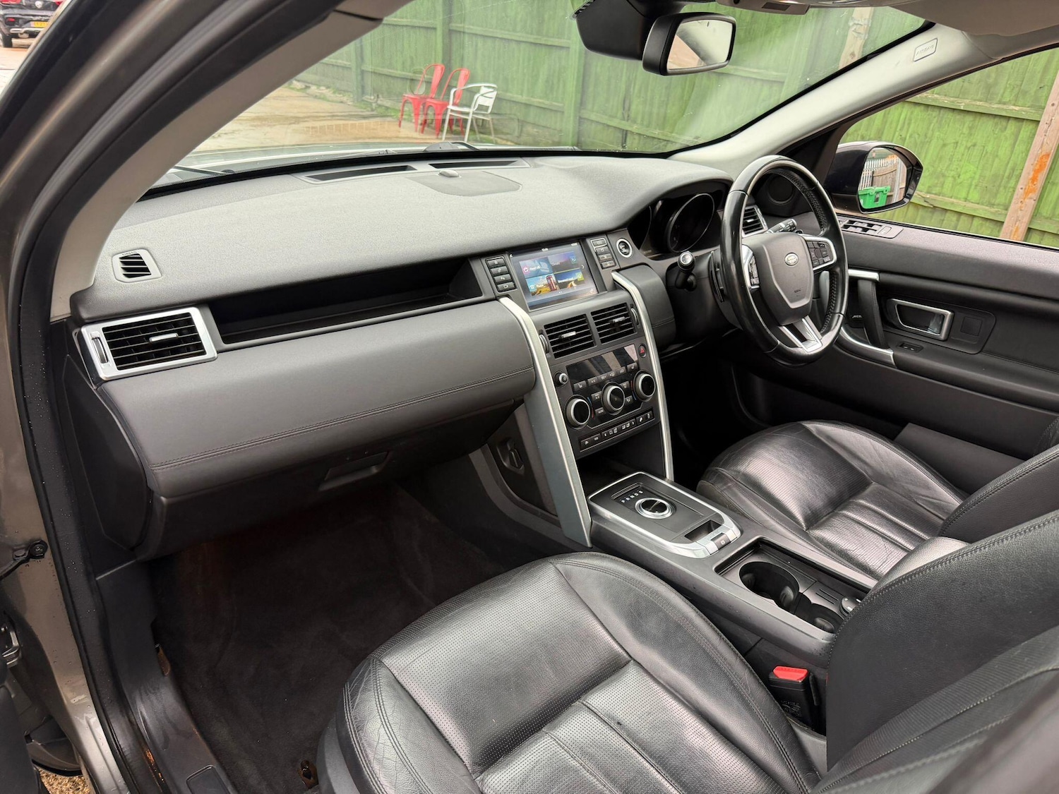 Used Land Rover Discovery Sport 2017 for sale - 76964826: Photo 23