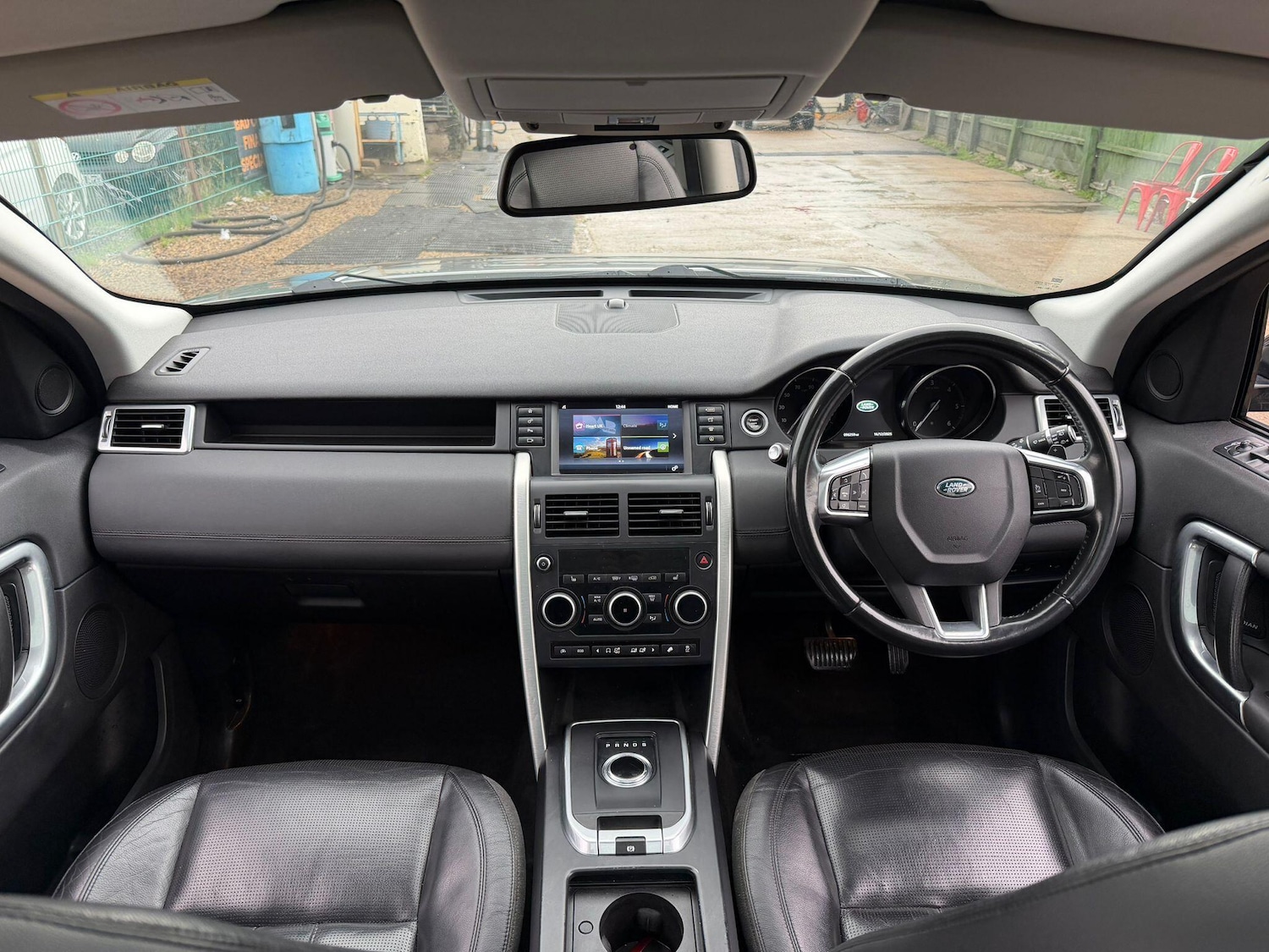 Used Land Rover Discovery Sport 2017 for sale - 76964826: Photo 24