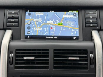 Used Land Rover Discovery Sport 2017 for sale - 76964826: Photo