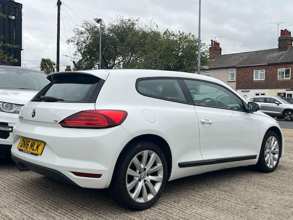 Used Volkswagen Scirocco 2016 for sale - 76259368: Photo 3