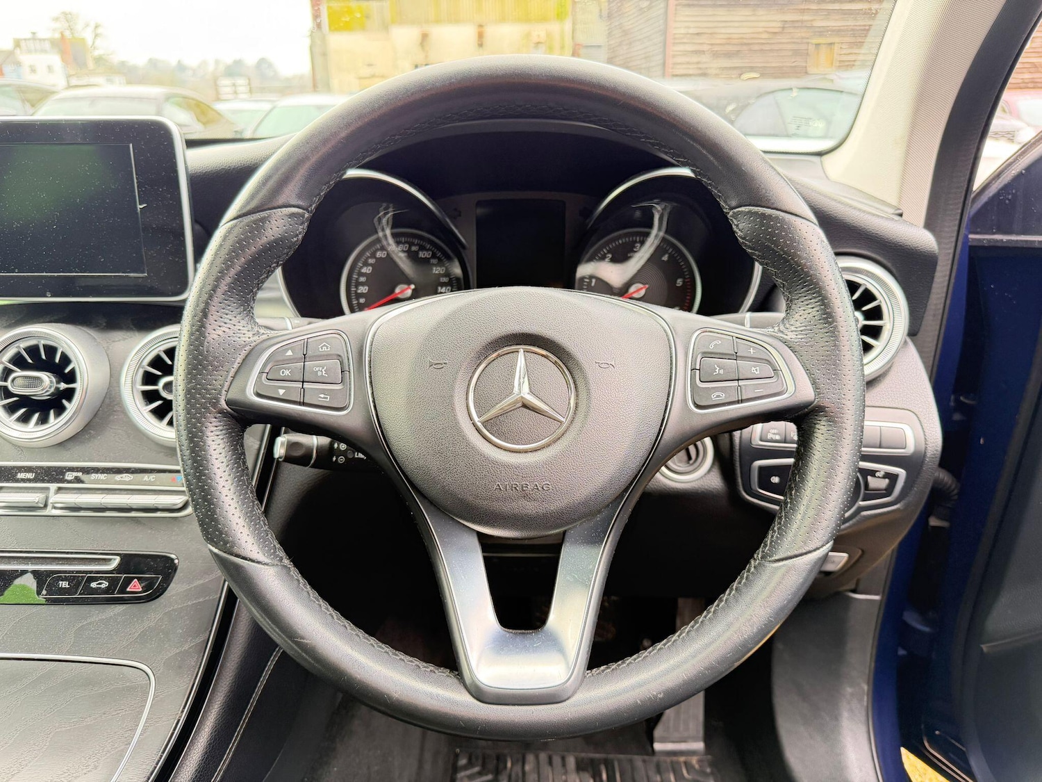 Used Mercedes-Benz GLC 2018 for sale - 77410940: Photo 27