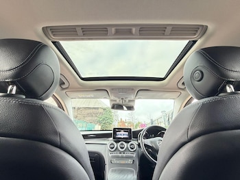 Used Mercedes-Benz GLC 2018 for sale - 77410940: Photo