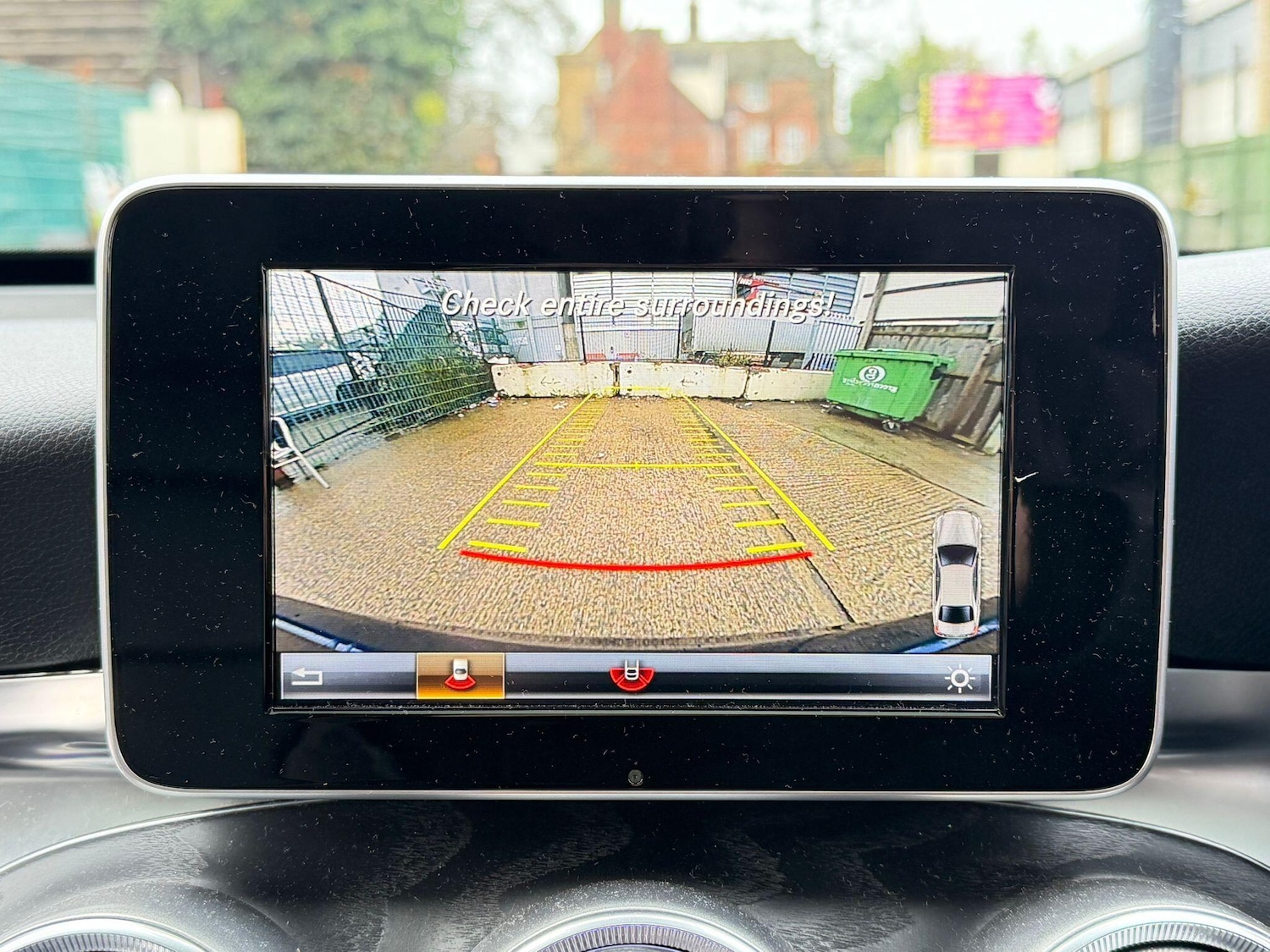 Used Mercedes-Benz GLC 2018 for sale - 77410940: Photo 4