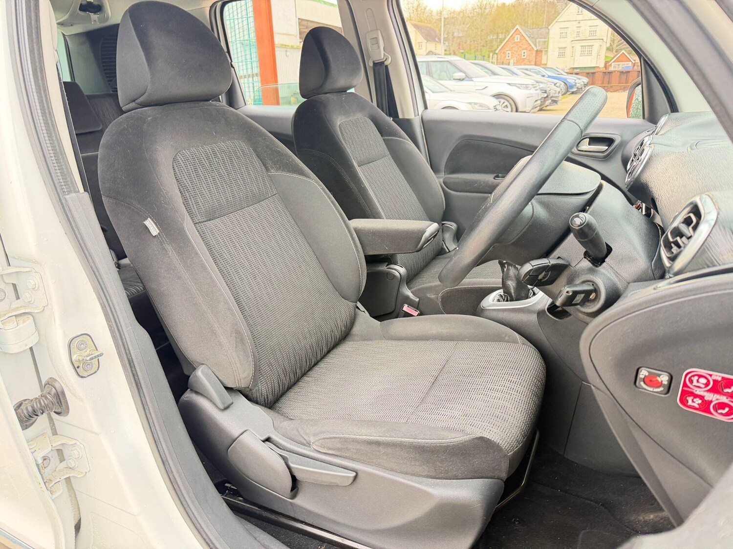 Used Citroen C3 Picasso for sale - 77612323: Photo 10