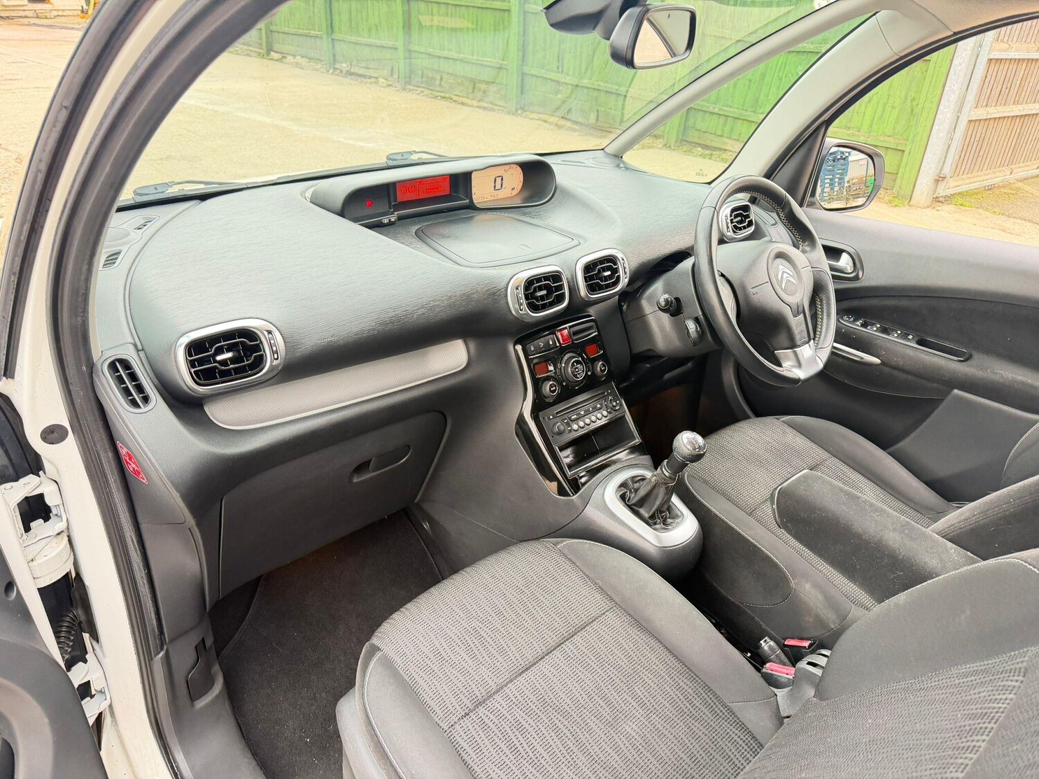 Used Citroen C3 Picasso for sale - 77612323: Photo 20