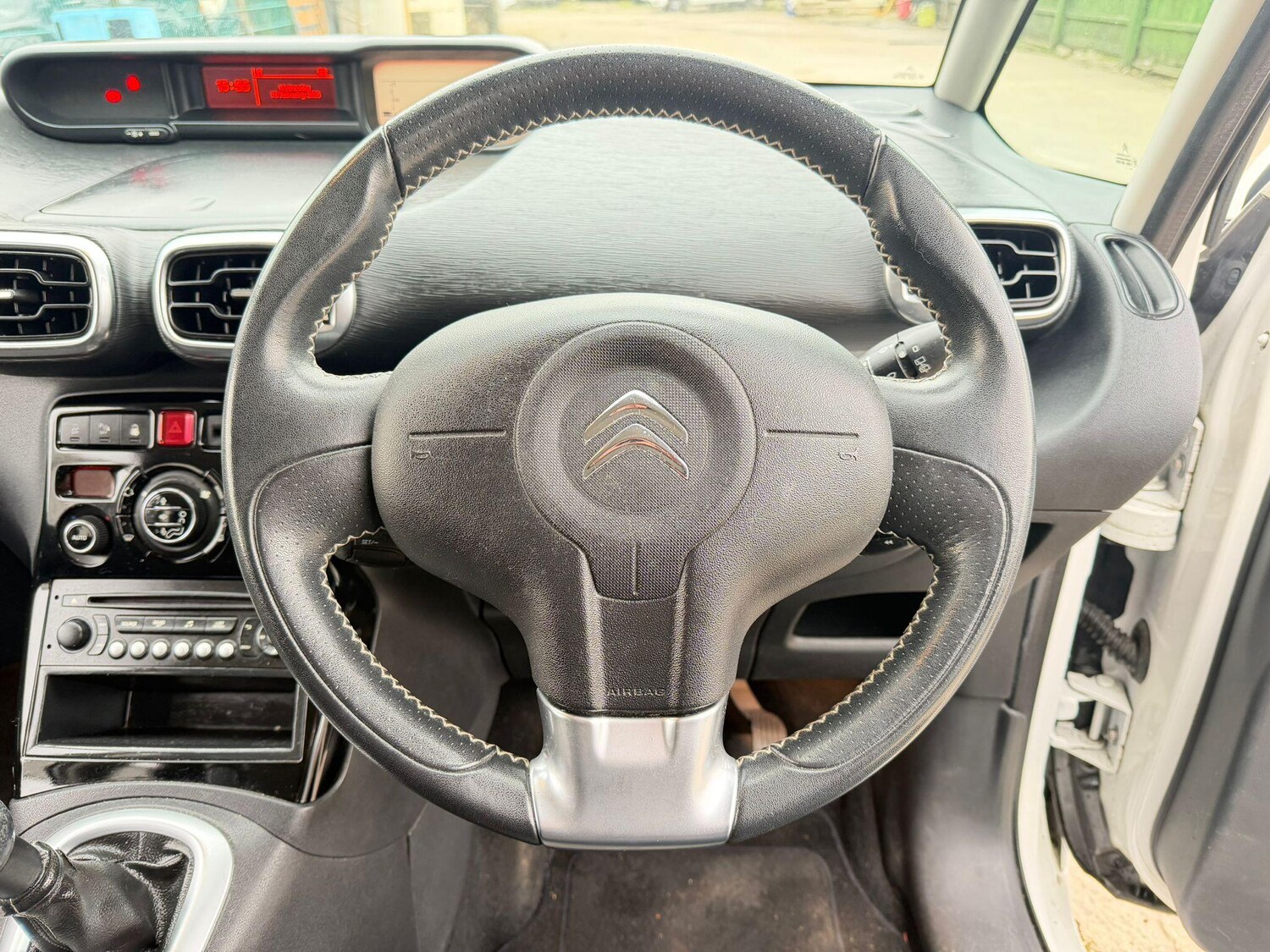 Used Citroen C3 Picasso for sale - 77612323: Photo 24