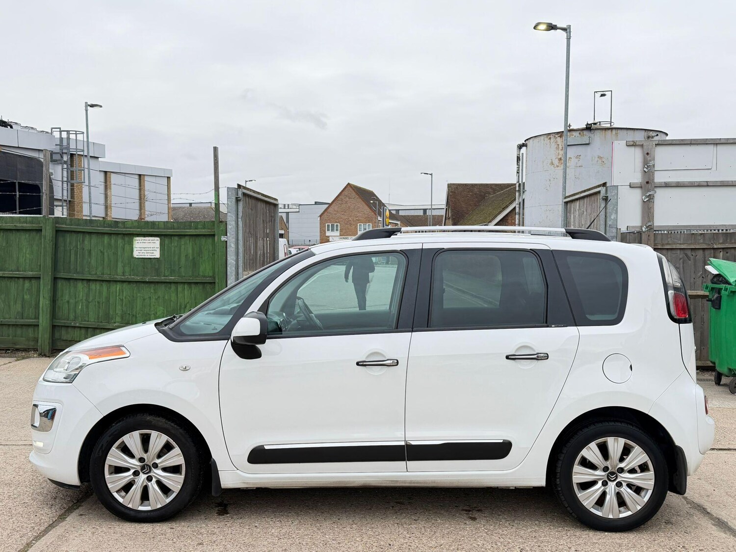Used Citroen C3 Picasso for sale - 77612323: Photo 6