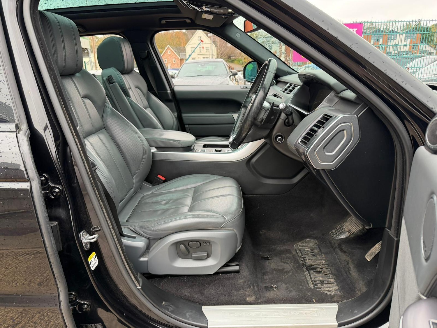 Used Land Rover Range Rover Sport 2015 for sale - 76823506: Photo 16