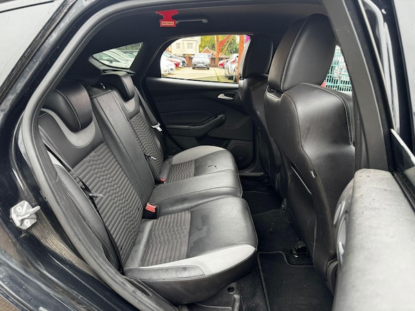 Used Ford Focus 2014 for sale - 76270993: Photo 12