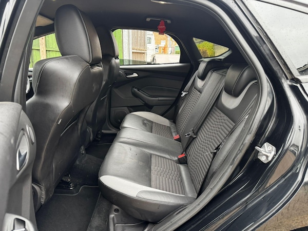 Used Ford Focus 2014 for sale - 76270993: Photo 15