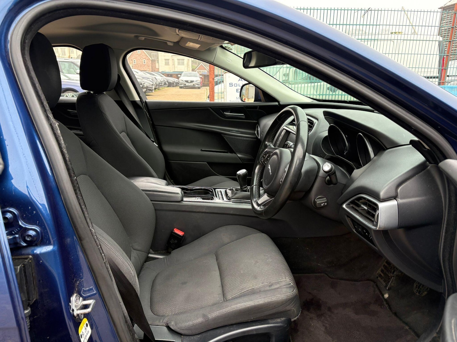 Used Jaguar XE for sale - 77808096: Photo 9