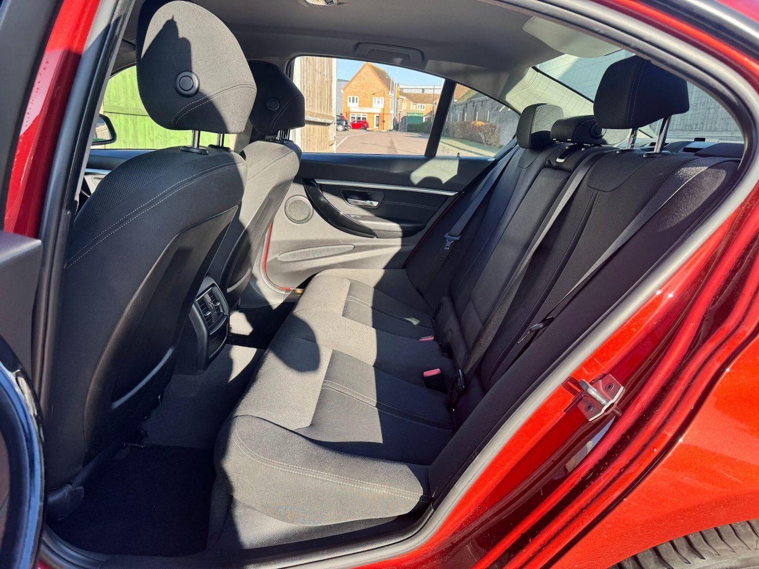 Used BMW 3 Series 2018 for sale - 76667510: Photo 19