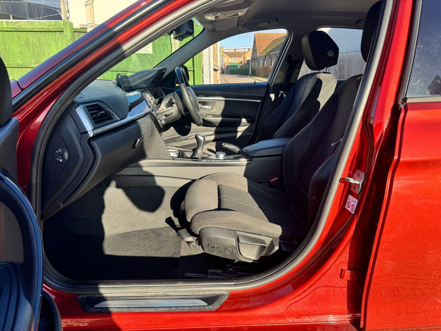 Used BMW 3 Series 2018 for sale - 76667510: Photo 22