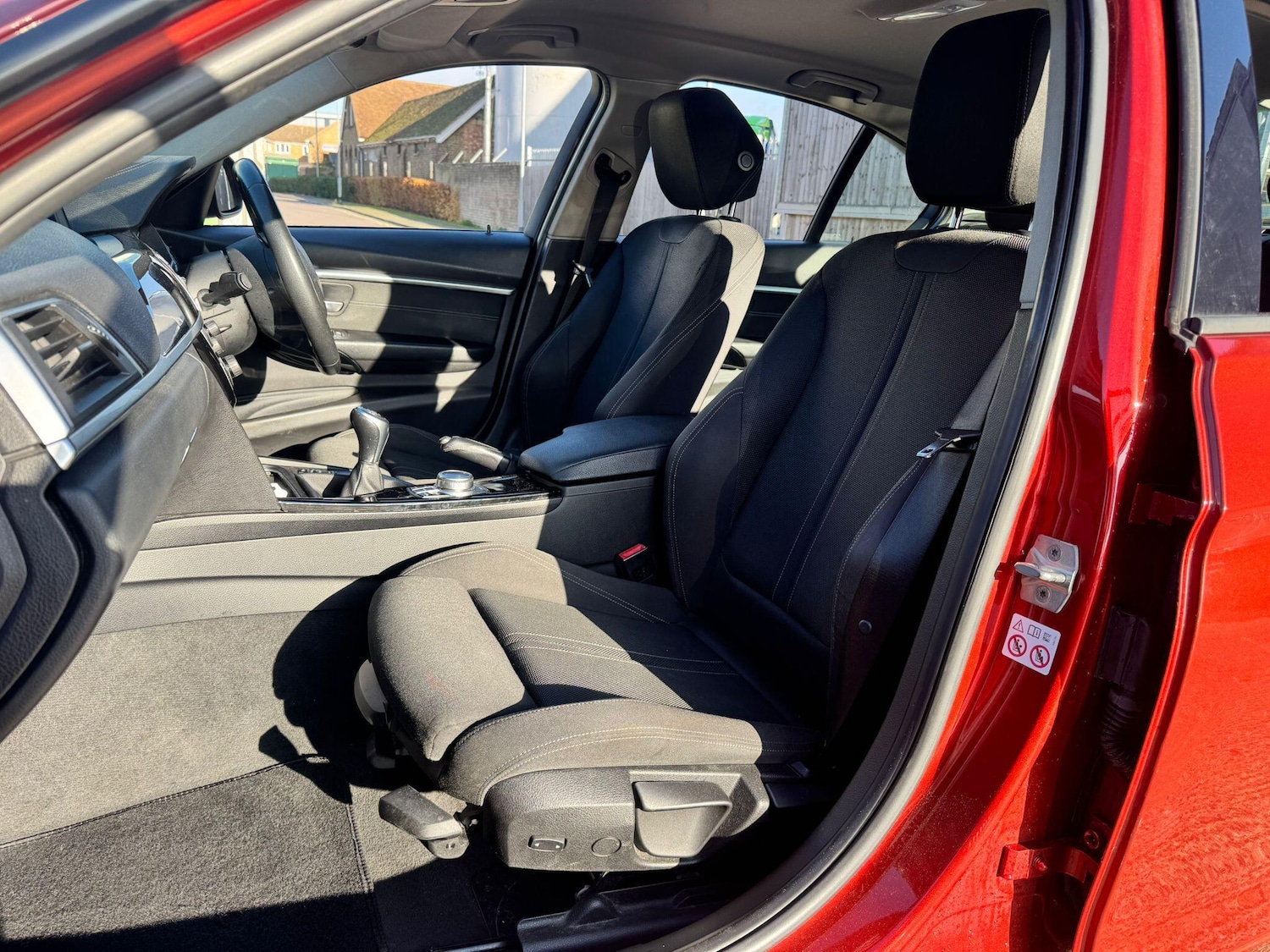 Used BMW 3 Series 2018 for sale - 76667510: Photo 23