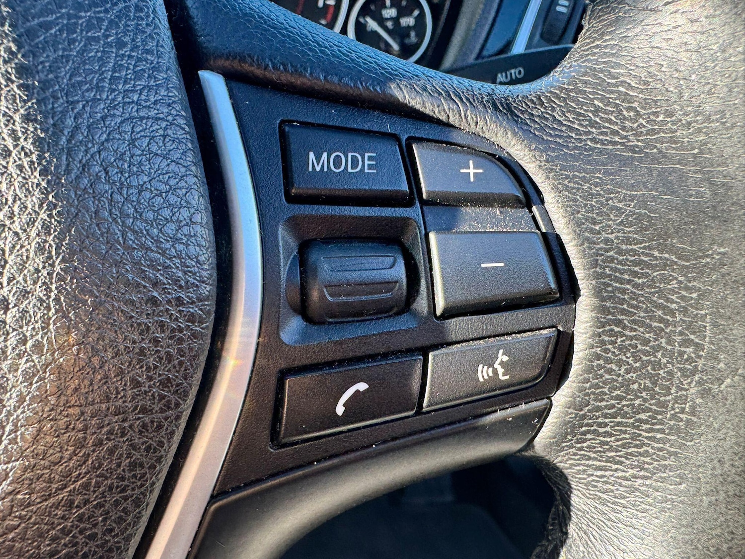 Used BMW 3 Series 2018 for sale - 76667510: Photo 30