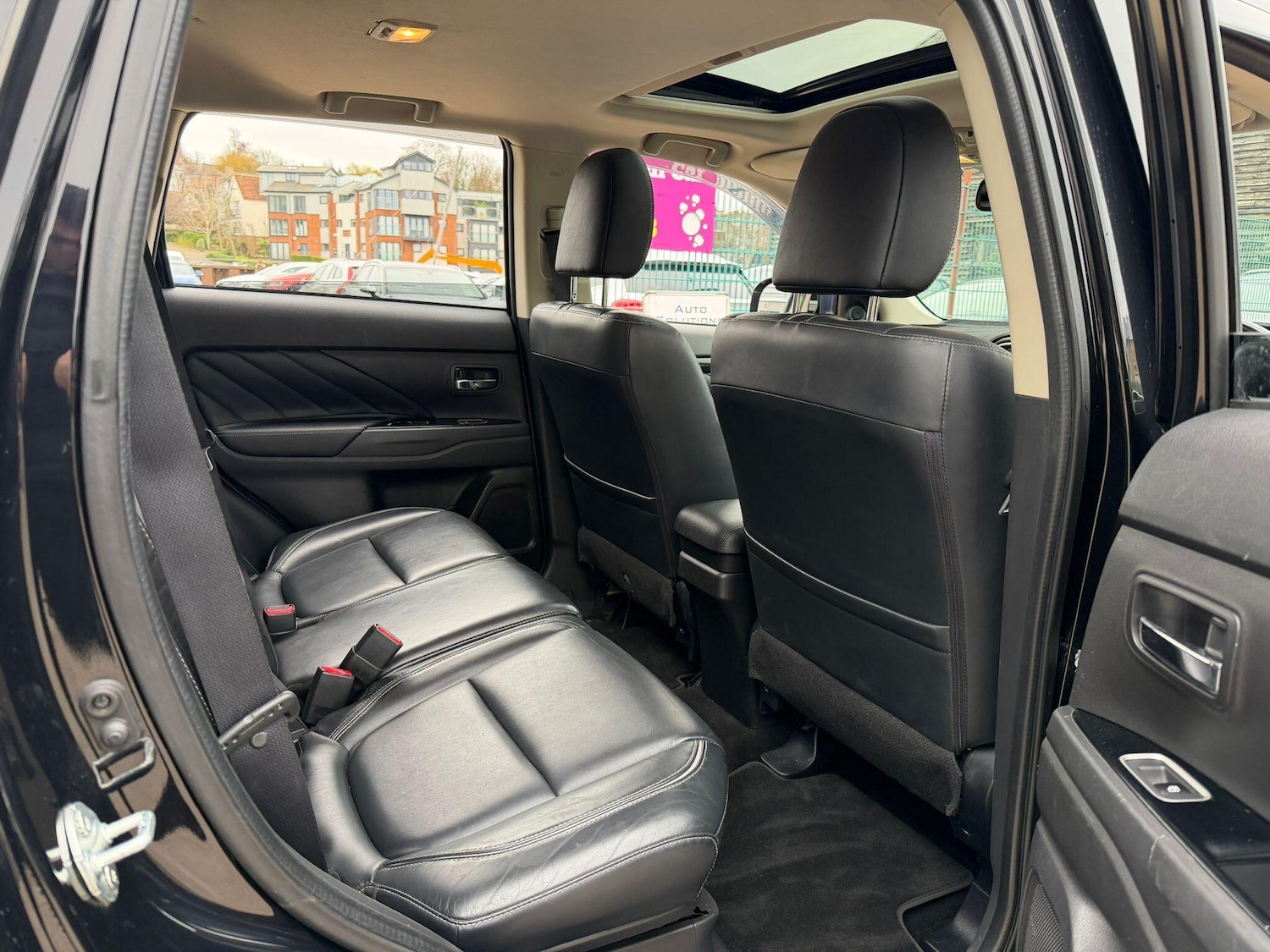 Used Mitsubishi Outlander for sale - 77074714: Photo 18