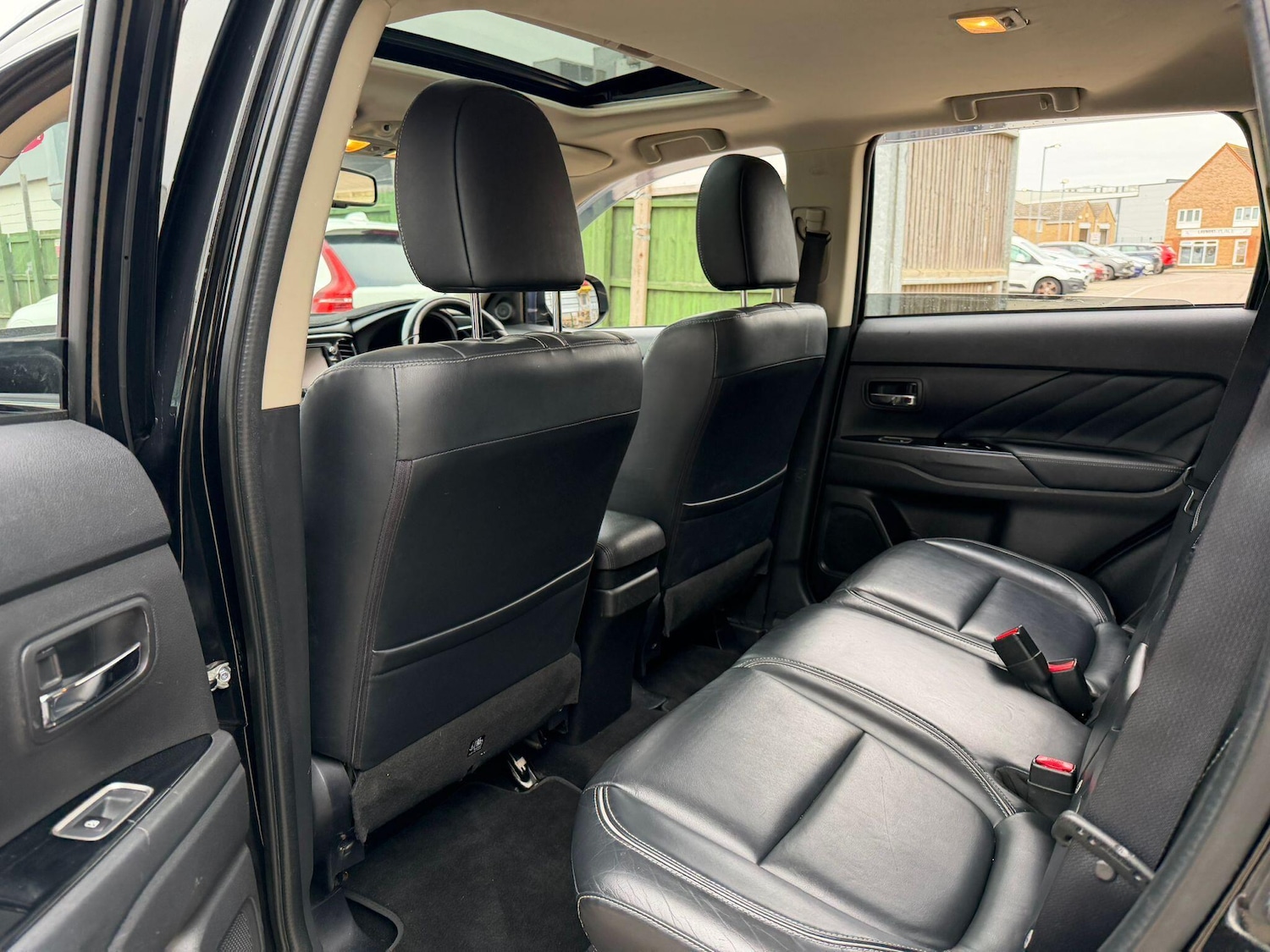 Used Mitsubishi Outlander for sale - 77074714: Photo 21