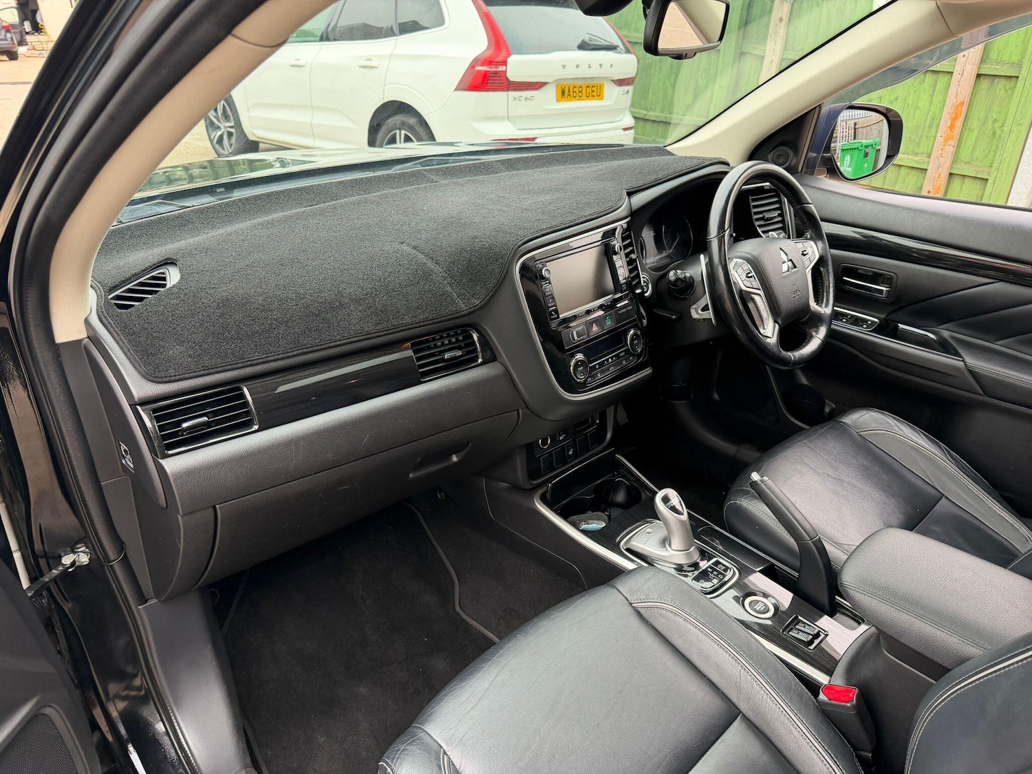 Used Mitsubishi Outlander for sale - 77074714: Photo 24