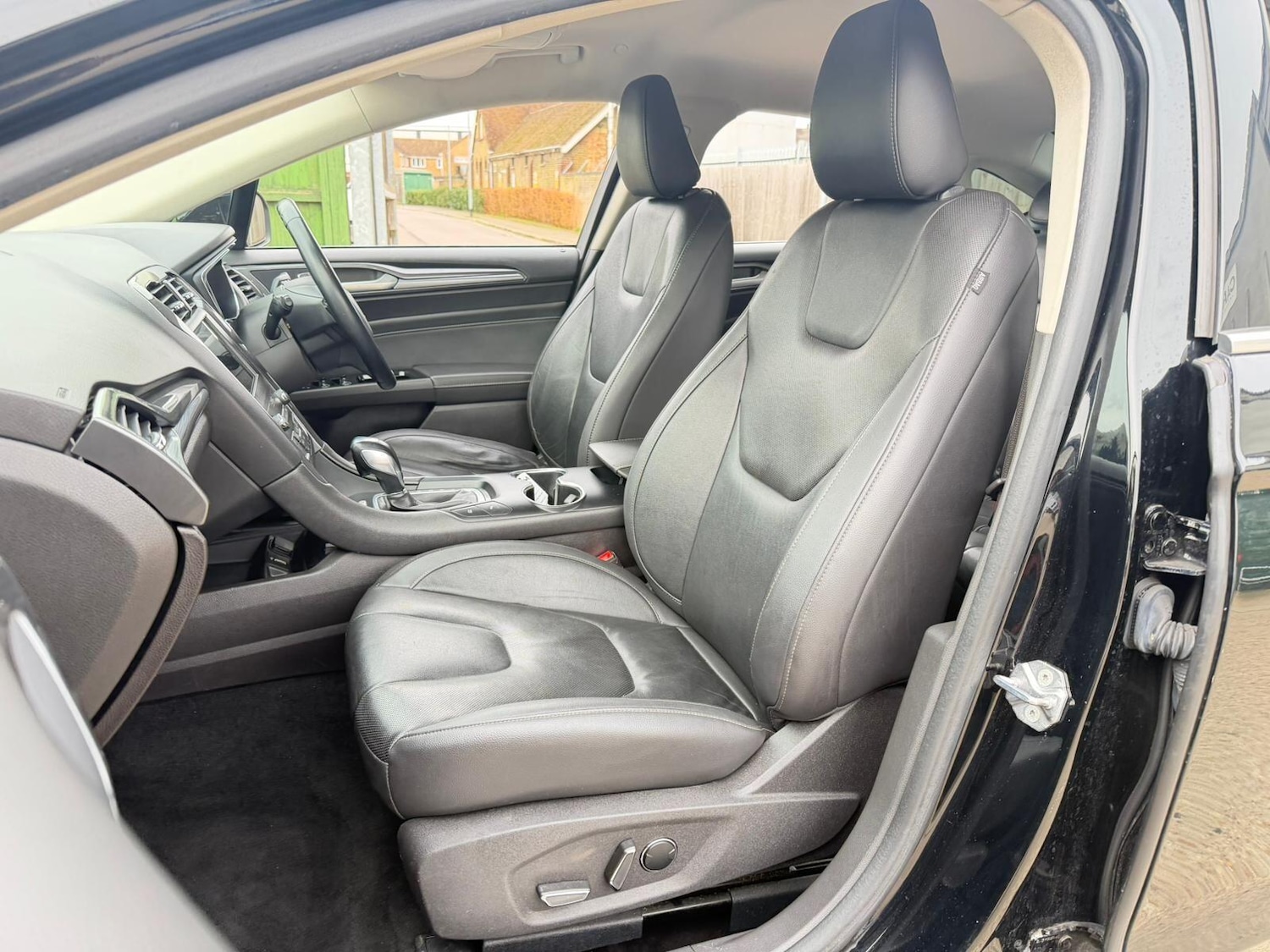 Used Ford Mondeo 2019 for sale - 77882687: Photo 29