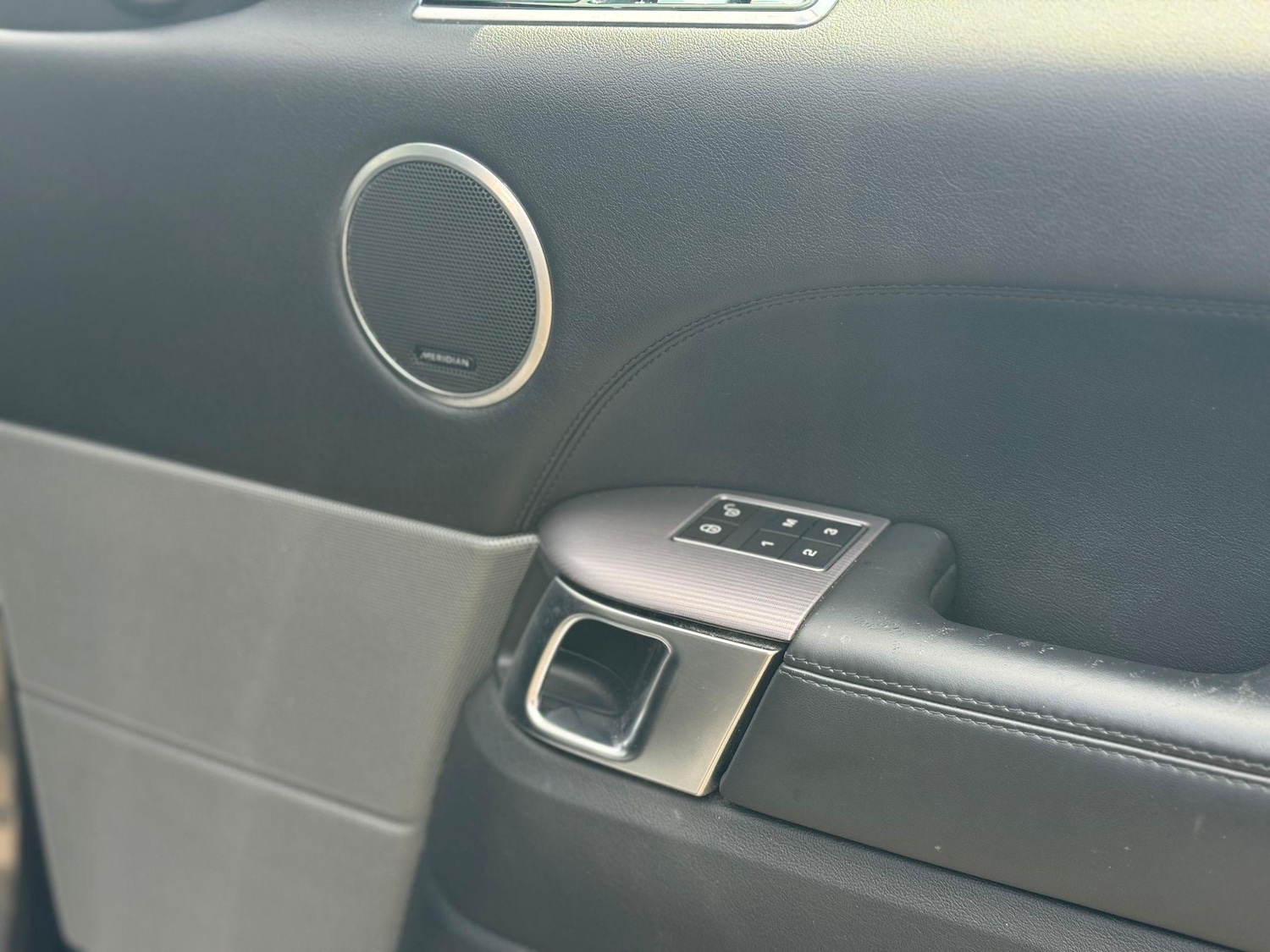 Used Land Rover Range Rover Sport for sale - 76659331: Photo 23