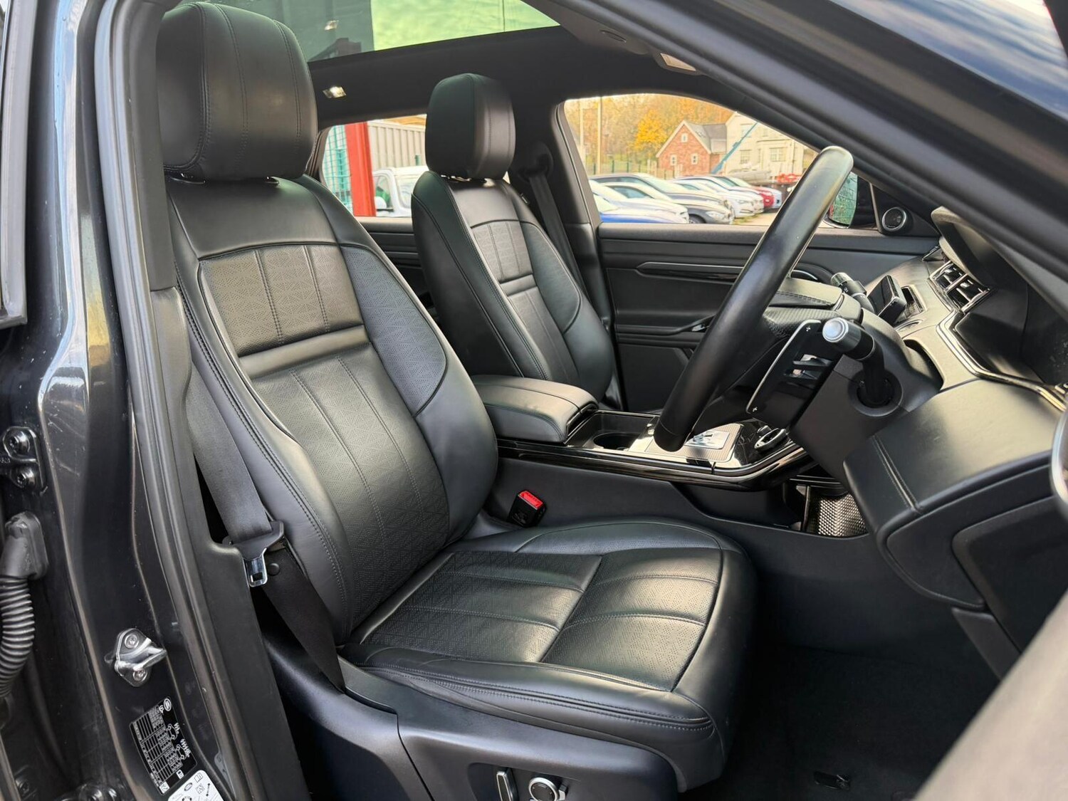 Used Land Rover Range Rover Evoque 2021 for sale - 76801798: Photo 16