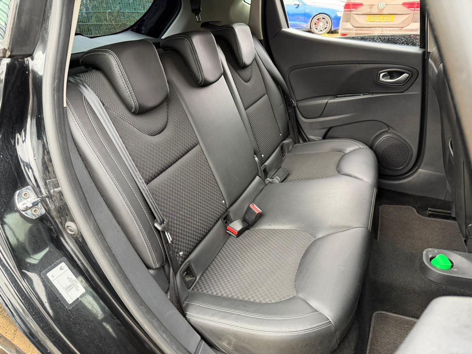 Used Renault Clio 2016 for sale - 76823469: Photo 17