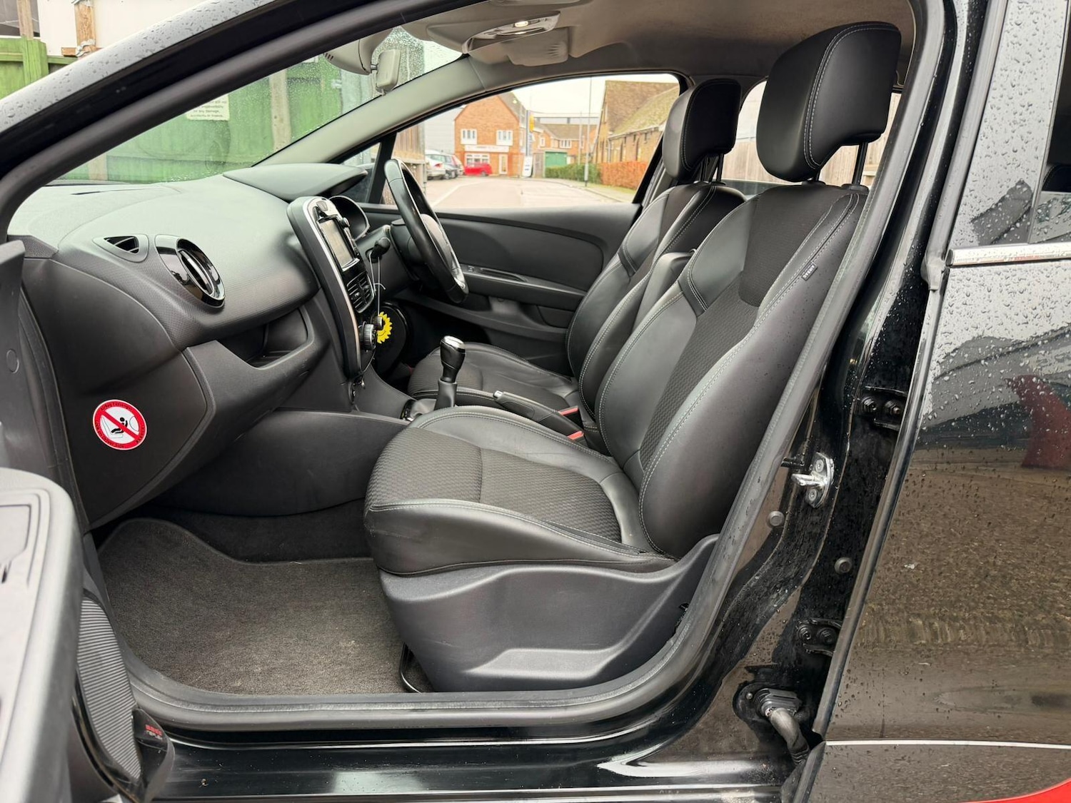 Used Renault Clio 2016 for sale - 76823469: Photo 22