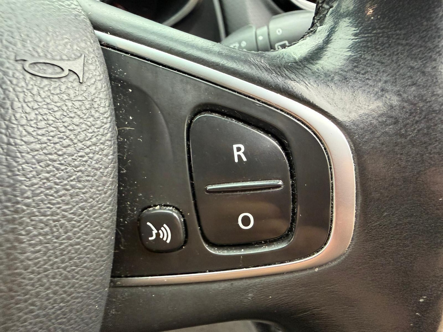 Used Renault Clio 2016 for sale - 76823469: Photo 27