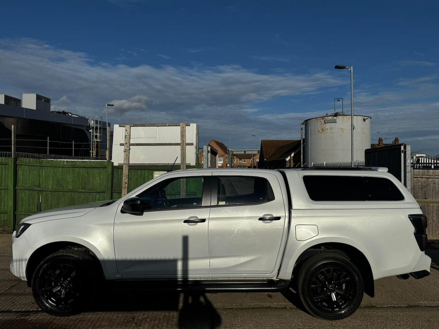 Used Isuzu D-Max 2023 for sale - 76561138: Photo 6