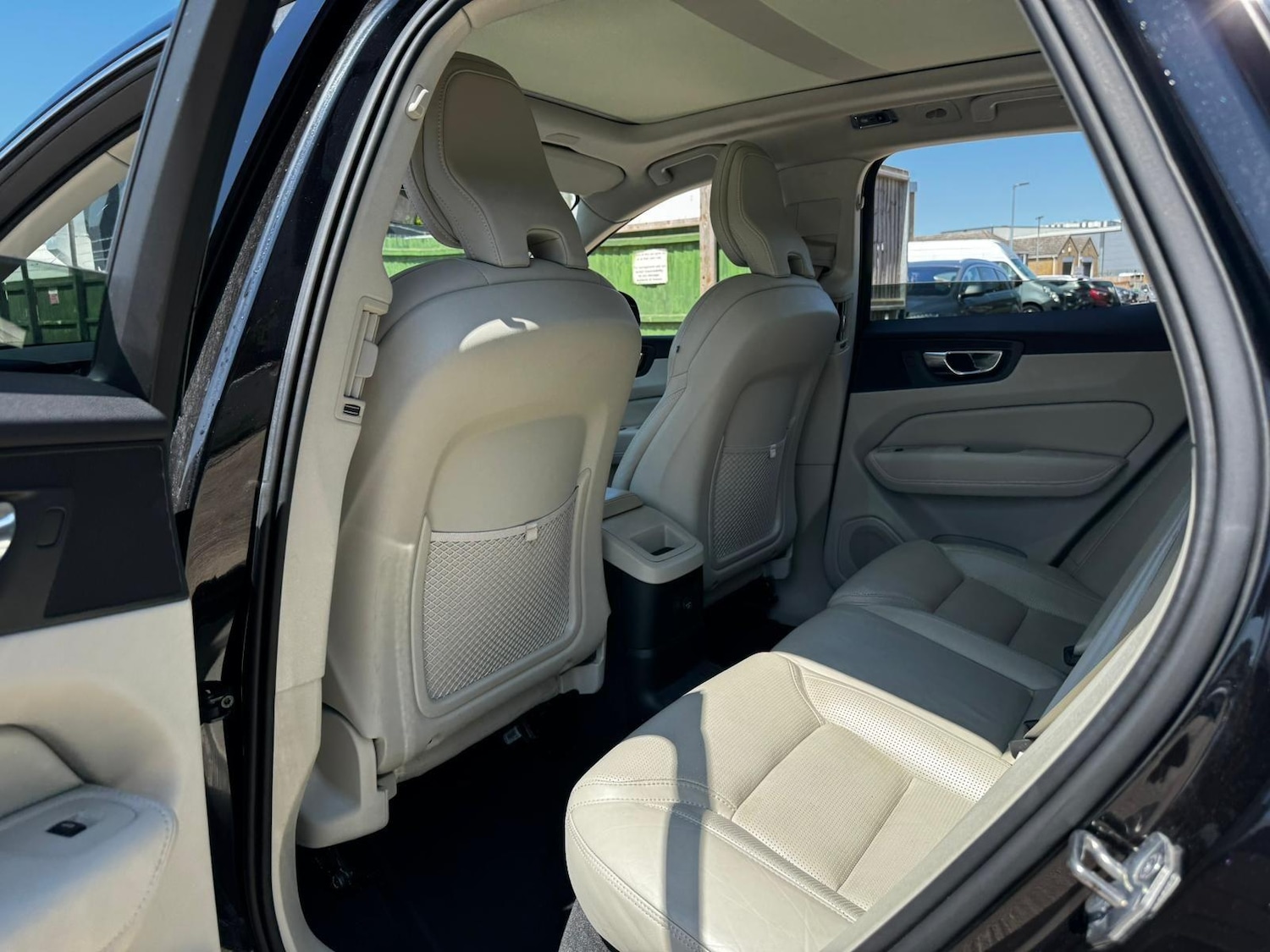 Used Volvo XC60 2018 for sale - 76521770: Photo 19