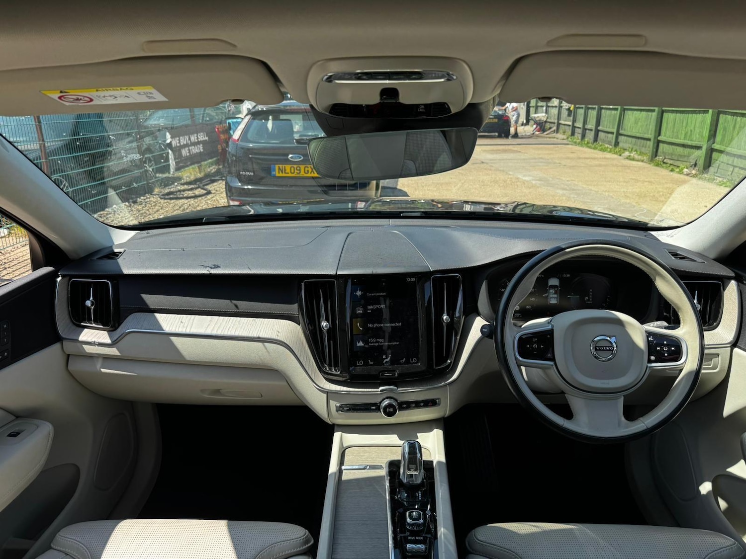 Used Volvo XC60 2018 for sale - 76521770: Photo 24