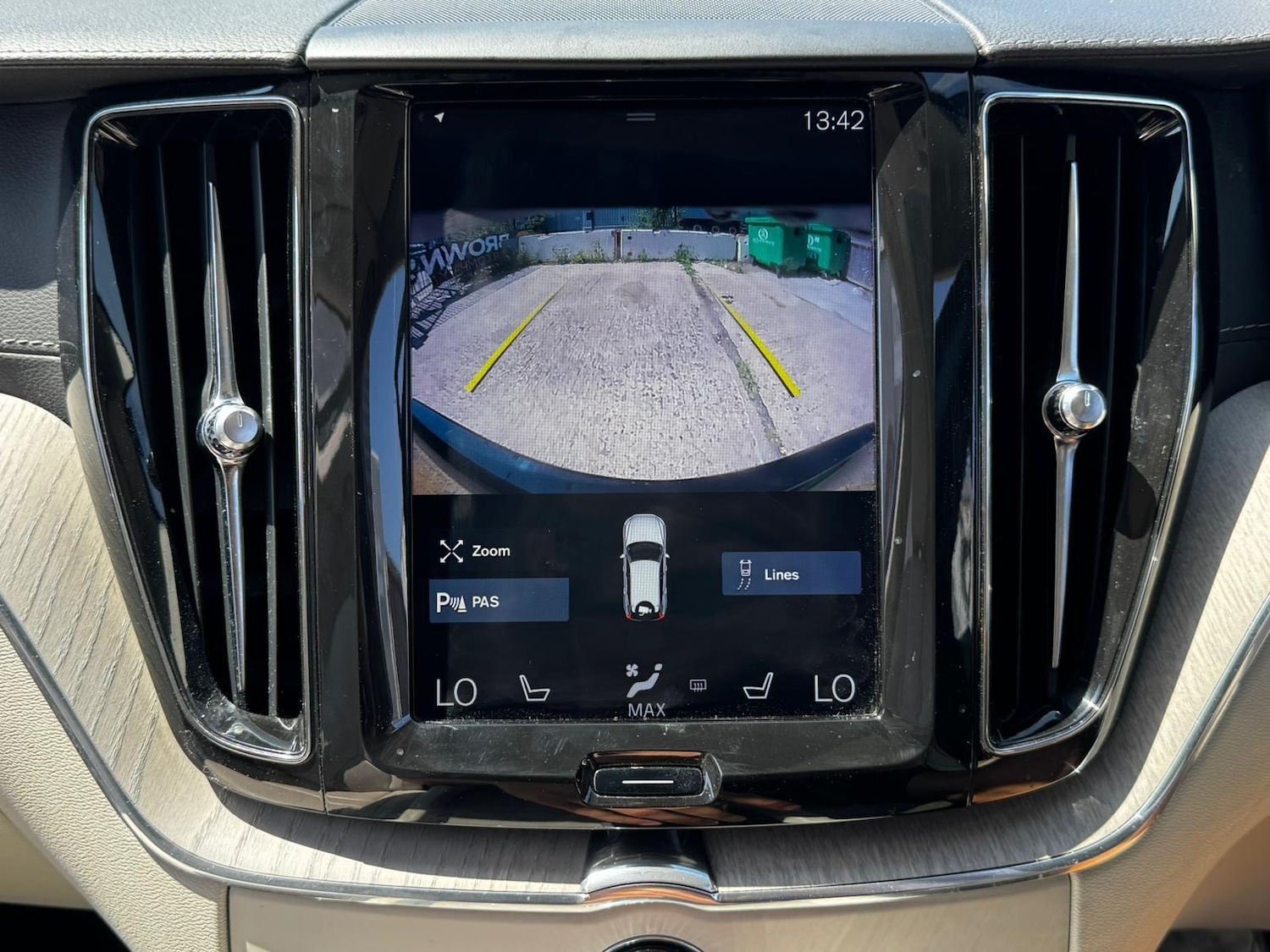 Used Volvo XC60 2018 for sale - 76521770: Photo 4