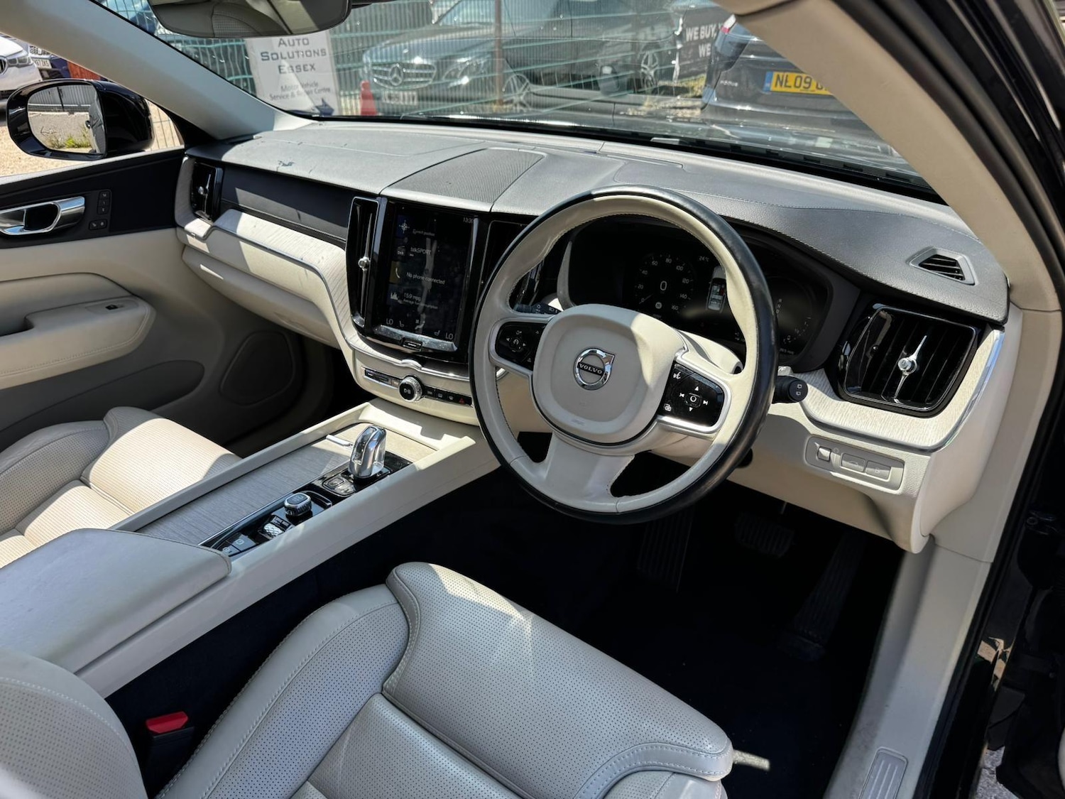 Used Volvo XC60 2018 for sale - 76521770: Photo 9