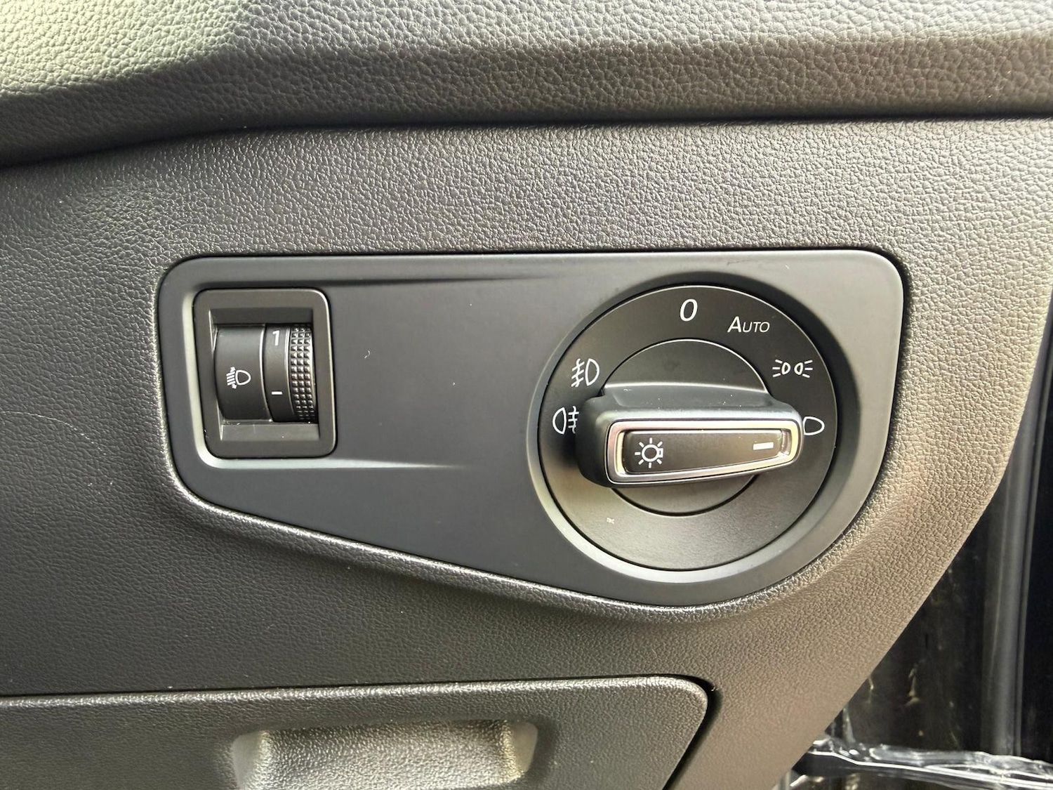 Used Volkswagen Tiguan 2017 for sale - 77253989: Photo 25