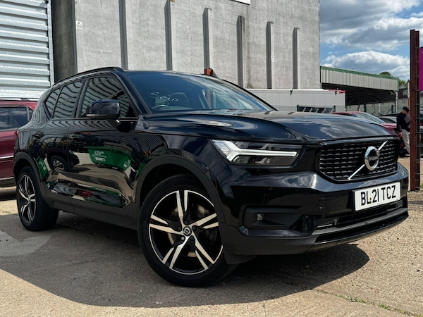 Used Volvo XC40 2021 for sale - 74837673: Photo 1