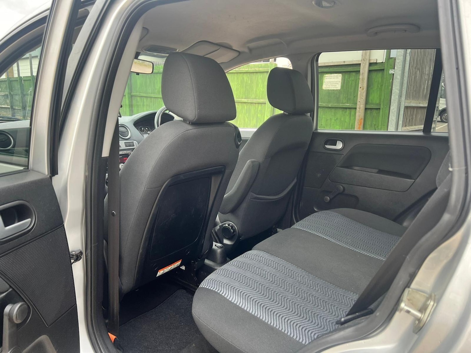 Used Ford Fusion 2009 for sale - 76607384: Photo 17