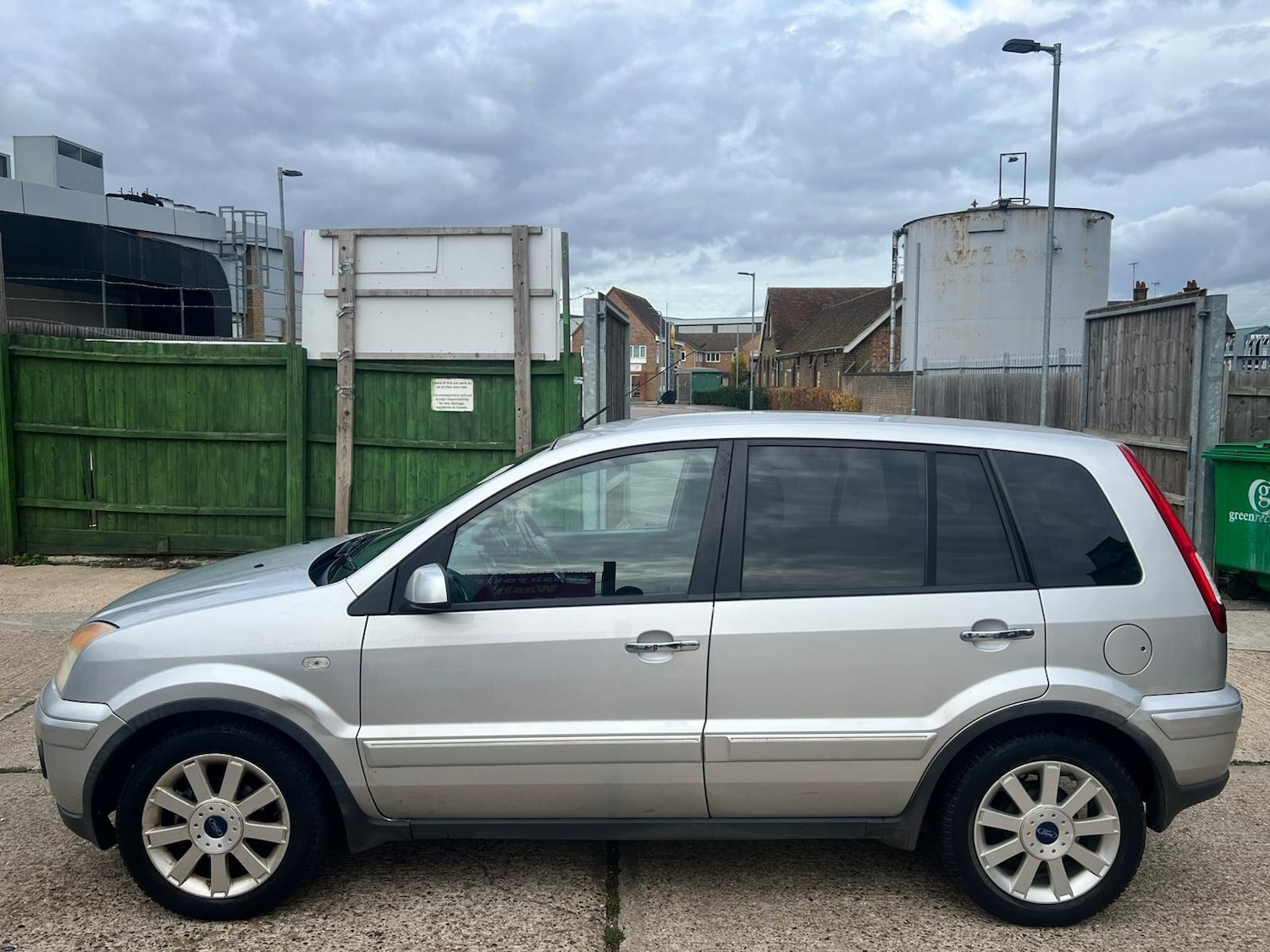 Used Ford Fusion 2009 for sale - 76607384: Photo 6