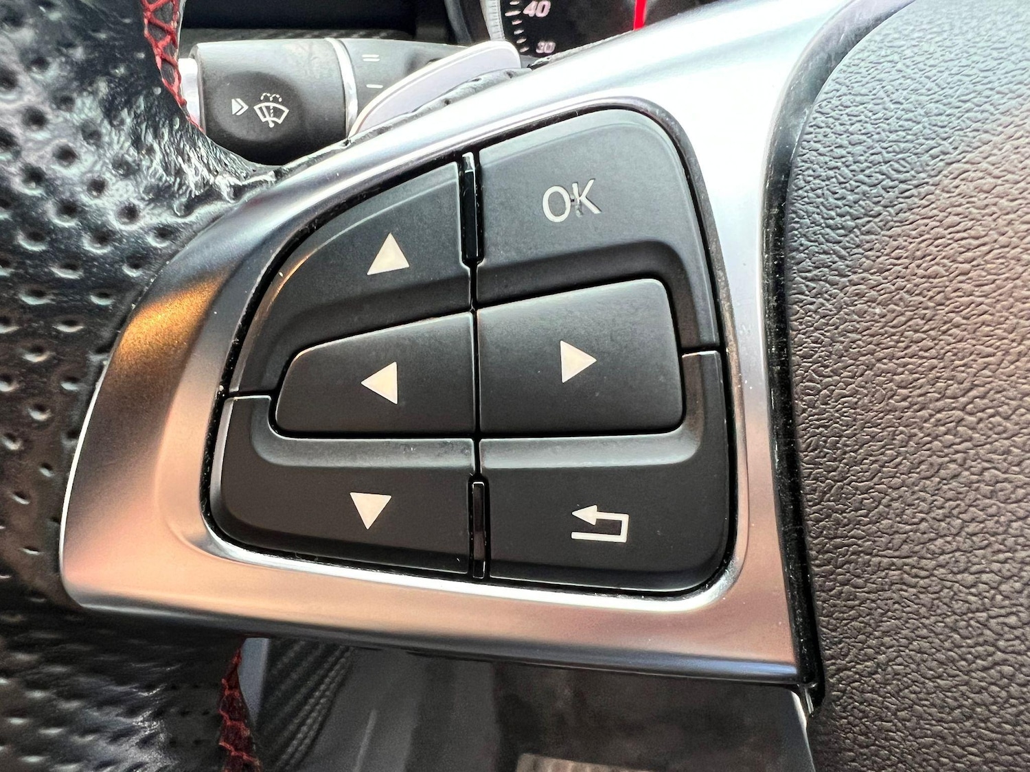 Used Mercedes-Benz A-Class 2018 for sale - 76989785: Photo 11