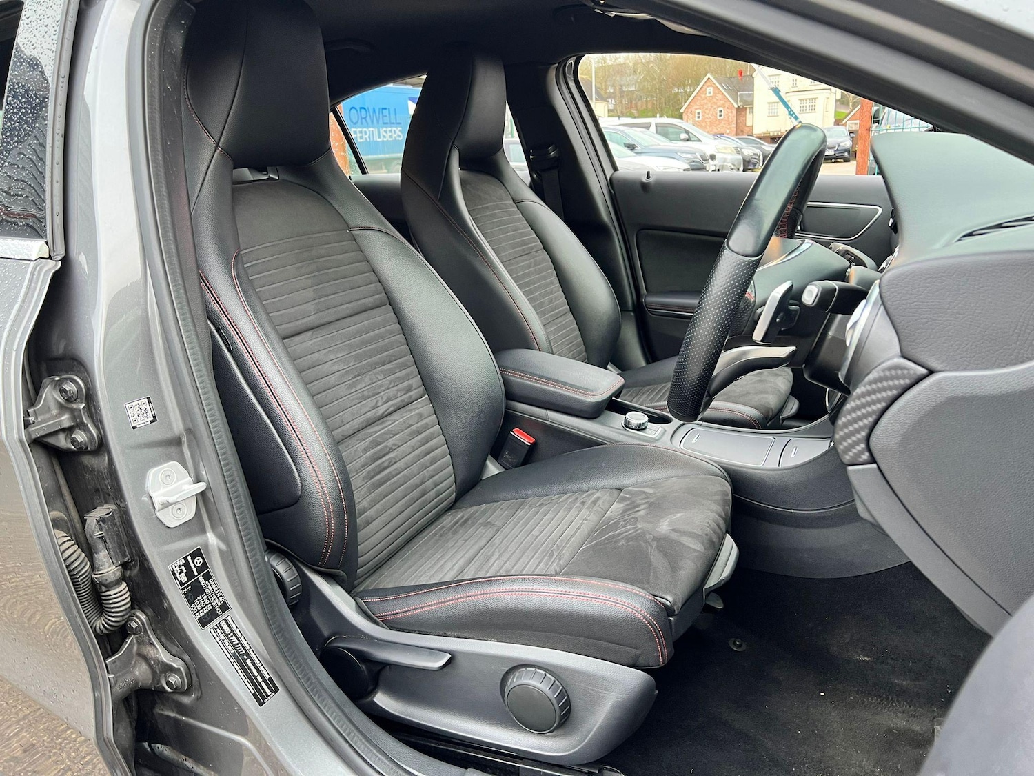 Used Mercedes-Benz A-Class 2018 for sale - 76989785: Photo 32