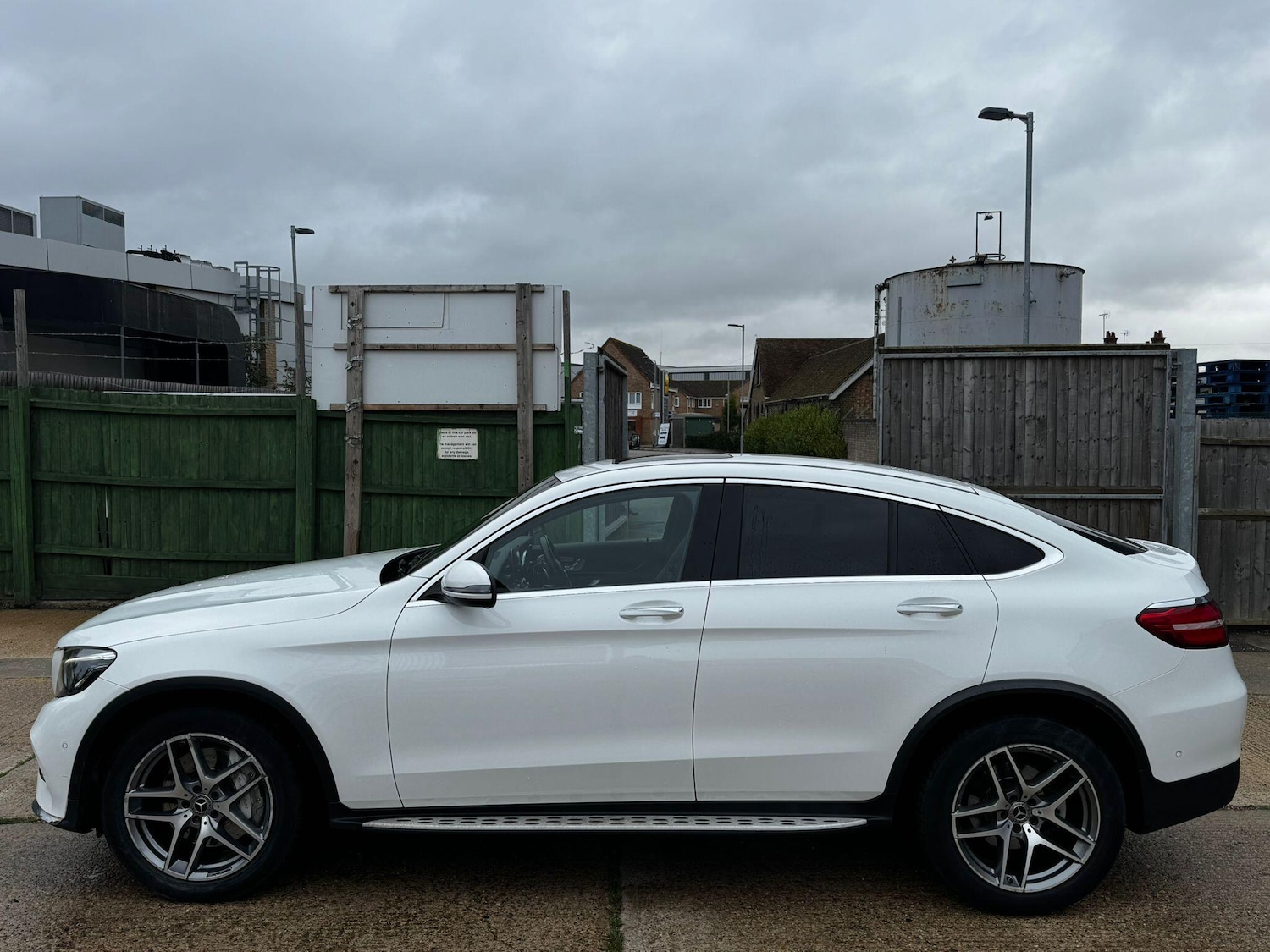 Used Mercedes-Benz GLC 2017 for sale - 76735328: Photo 10