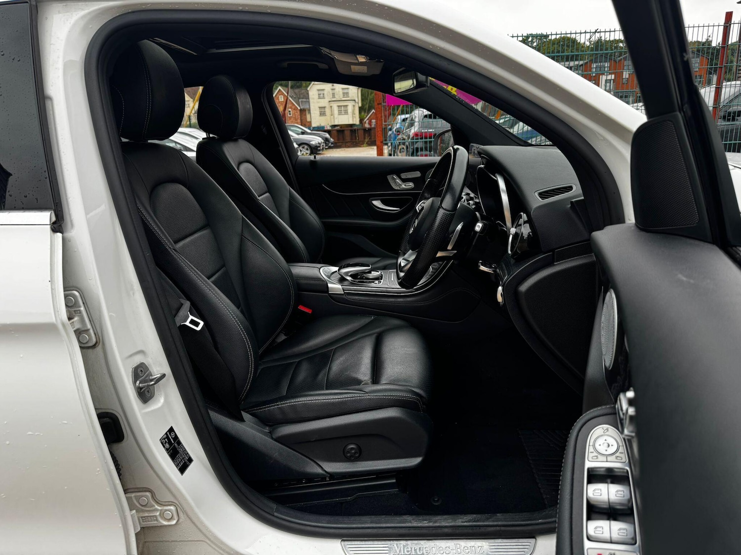 Used Mercedes-Benz GLC 2017 for sale - 76735328: Photo 14