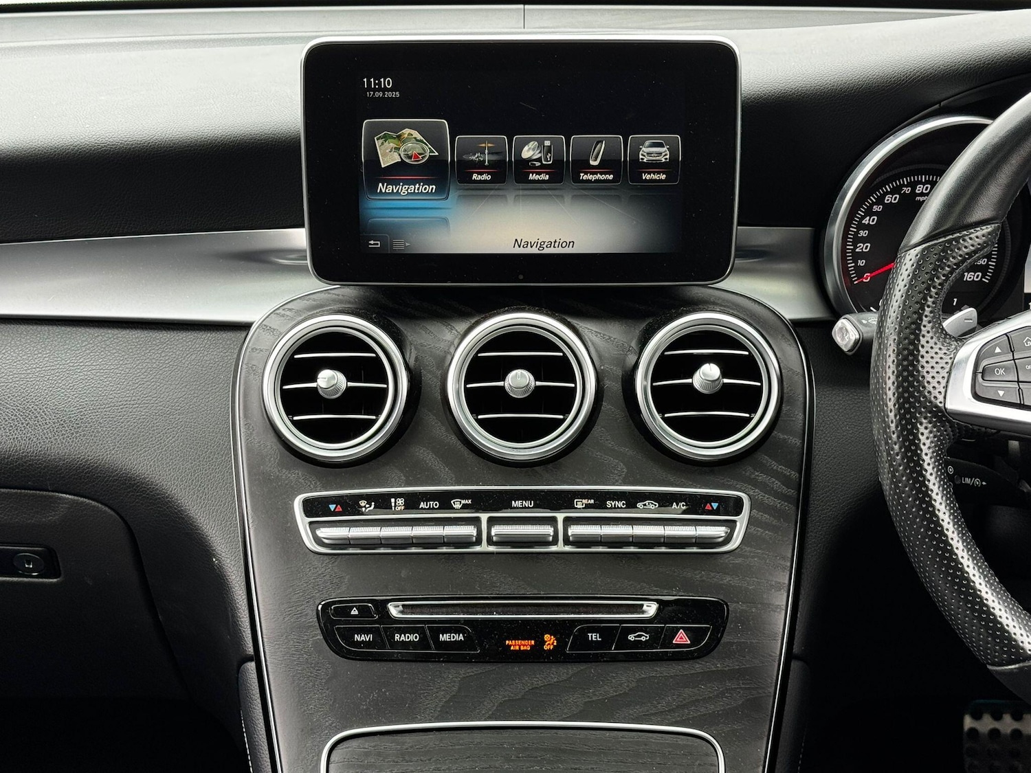 Used Mercedes-Benz GLC 2017 for sale - 76735328: Photo 25