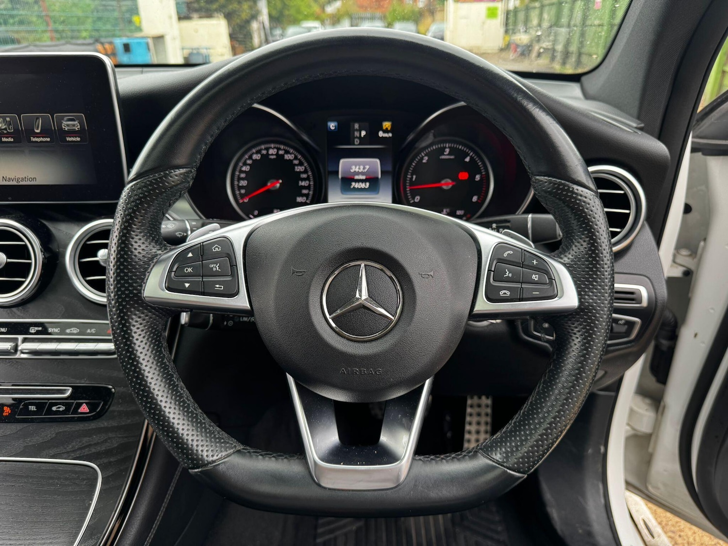 Used Mercedes-Benz GLC 2017 for sale - 76735328: Photo 28